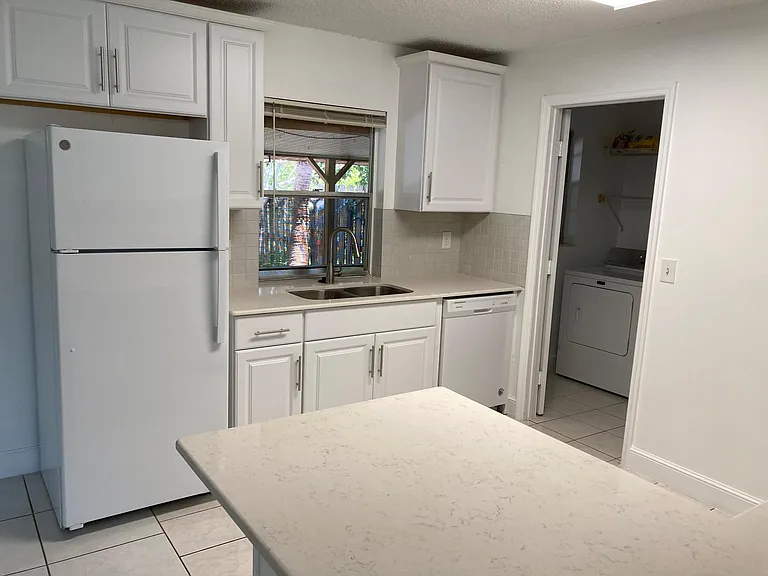 9627 SE Crest Ct — Photo 5