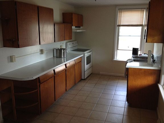 5th image of 37 Saratoga Ave