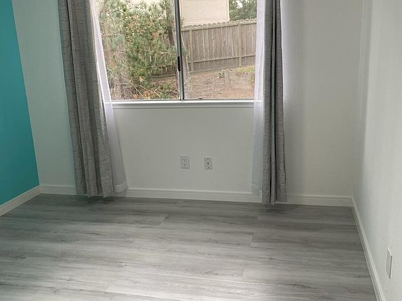 4th image of 199 Saint Marks Ct #1