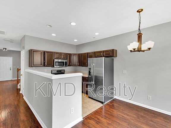 2nd image of 11054 Dixie Hills Dr