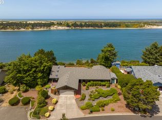 1125 Alder Ct, Florence, OR 97439