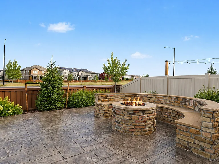 1049 Larkspur Dr — Photo 22