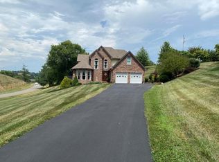 434 Willow Brook Dr, Rosedale, VA 24280