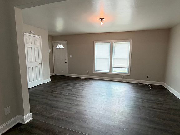 2nd image of 608 Peaceful Glen Rd