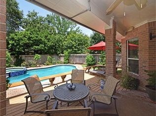 19 Heaven Tree Pl, Spring, TX 77382