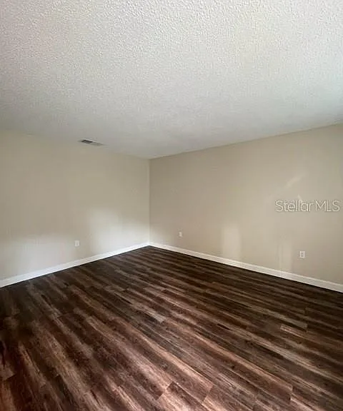 1339 Penny Royal Ct — Photo 4