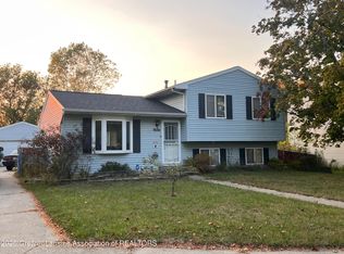 5830 Granary Ln, Lansing, MI 48911