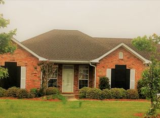 802 North Ct, Greenwood, MS 38930