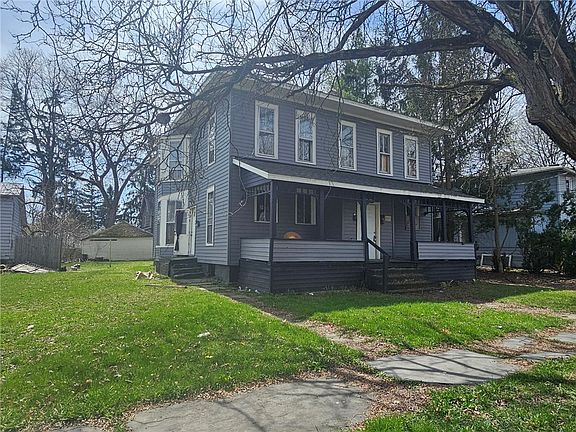 2nd image of 366 Diven Ave