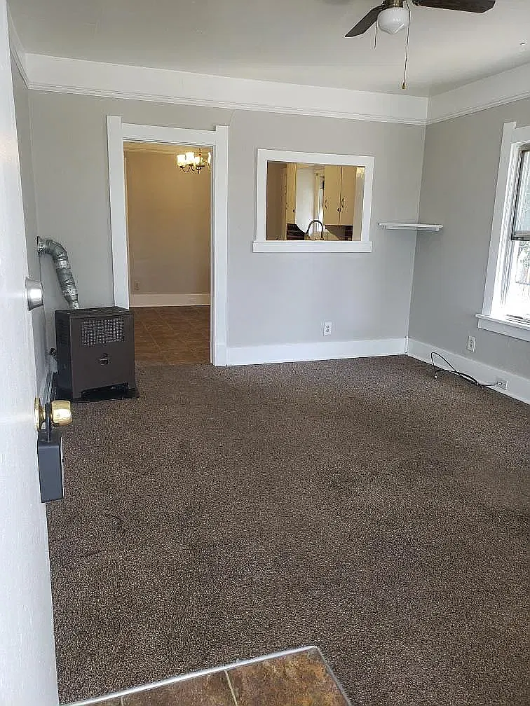 1 bed, 700 sqft, $1,125 — Photo 3
