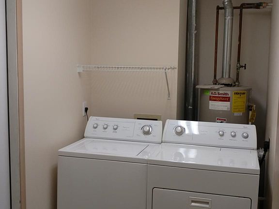 5th image of 346 Bear Woods Dr