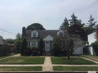 1808 Gerald Ave, East Meadow, NY 11554