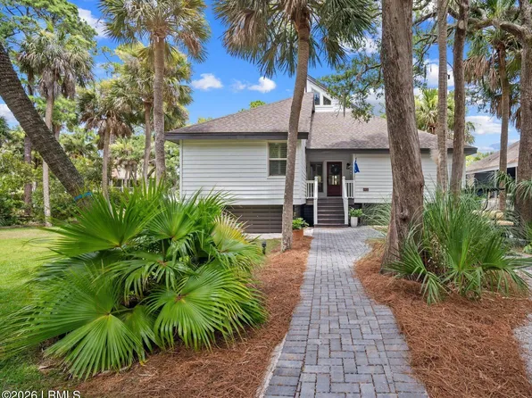 239 Deerfield Ct, Saint Helena Island, SC 29920