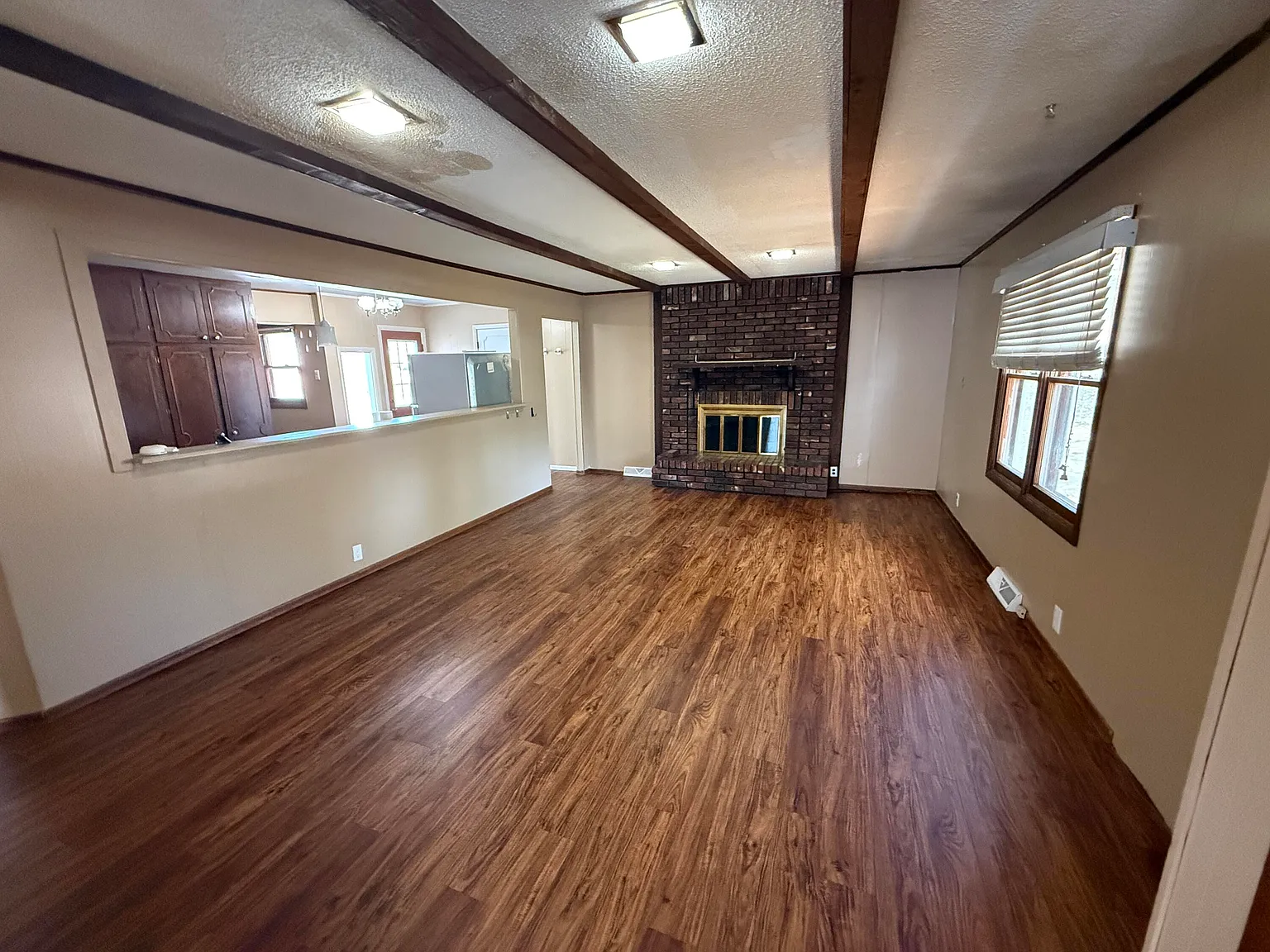 3 bed, 1678 sqft, $1,100 — Photo 2