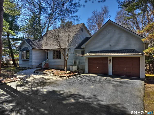 16 Brewster Road, Milford, CT 06460