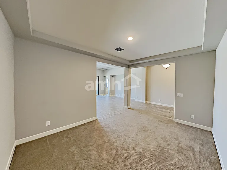 18240 W Thunderhill Pl — Photo 10