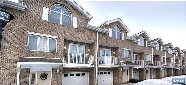 1st image of 630 Valley Brook Ave Unit 11