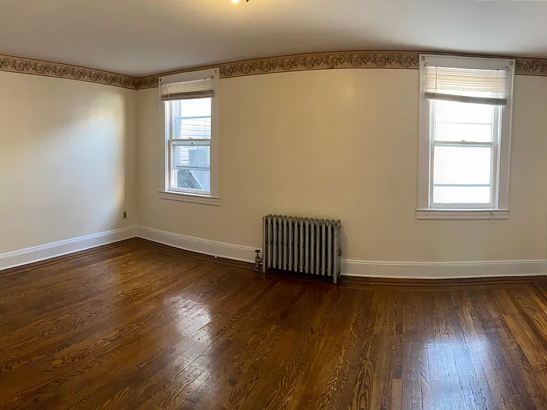 53 Johnston Ave — Photo 2