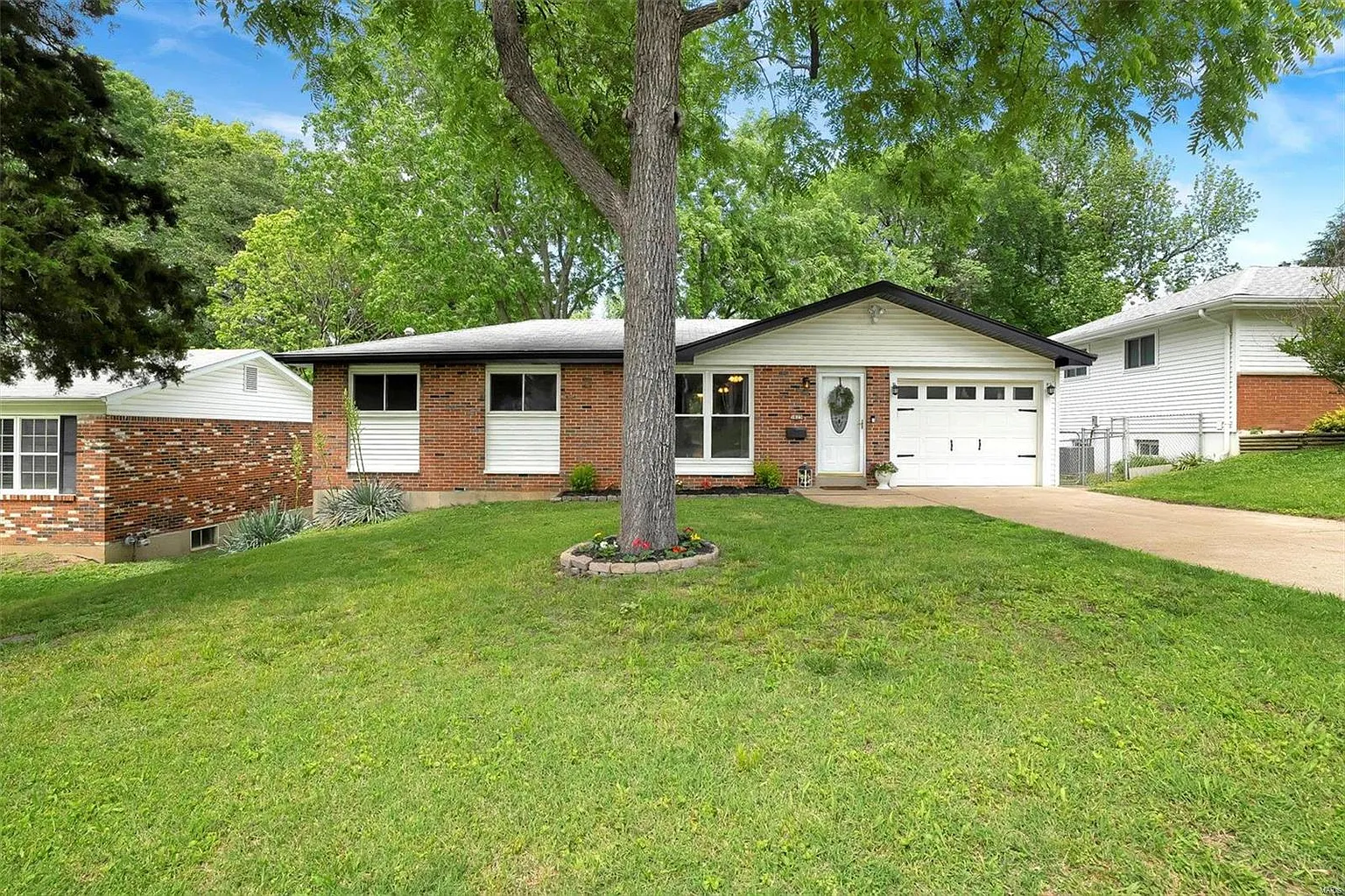 5625 Welmering Dr photo 1