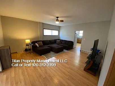 1408 Oshkosh Ave — Photo 2