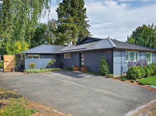 1414 C St, Hood River, OR 97031