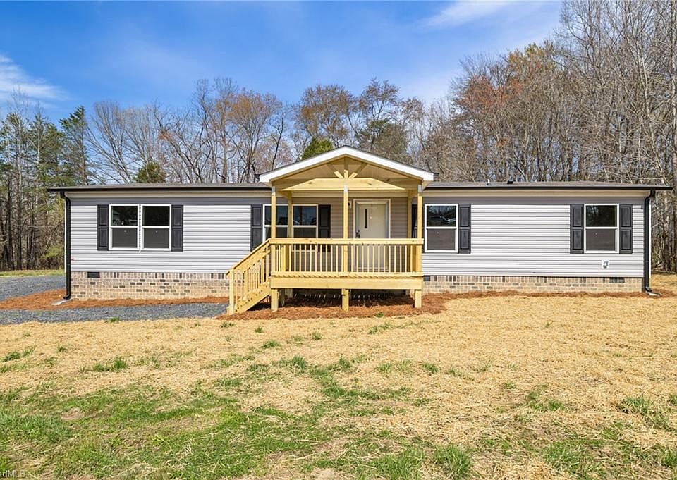 1st image of 153 Mosley Loop