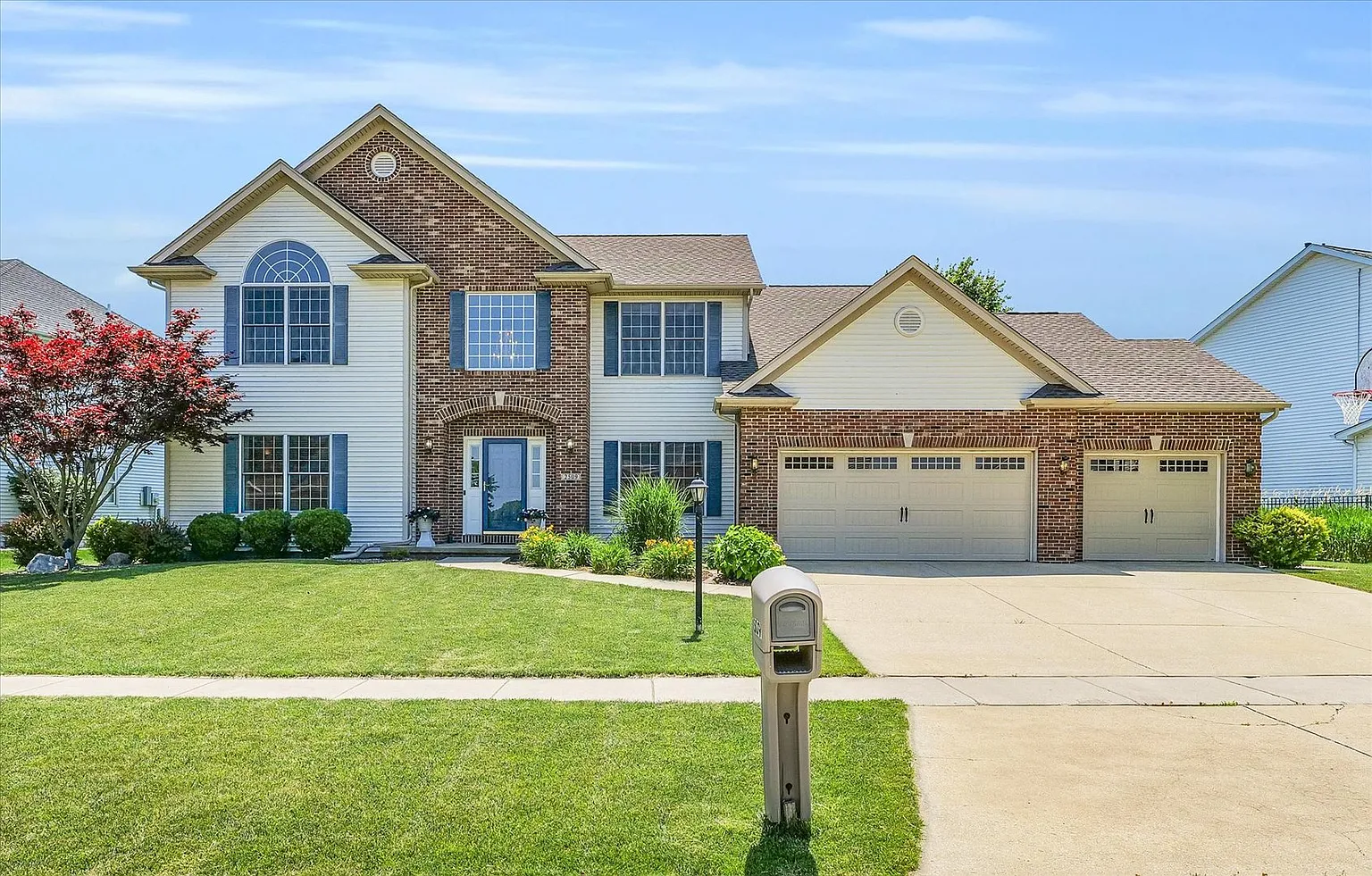 2509 Hallbeck Dr photo 1