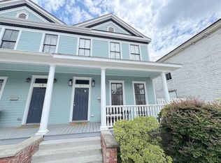 20 E 40th St #B, Savannah, GA 31401