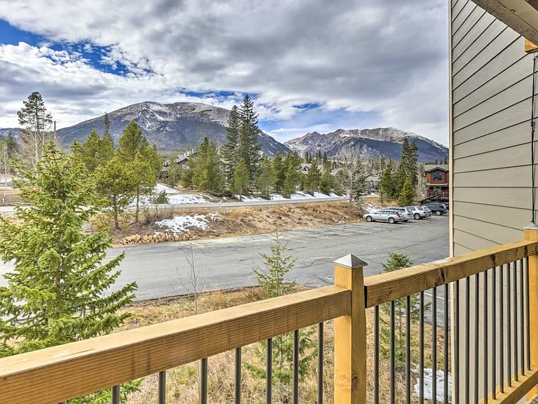 8500 Ryan Gulch Rd #H-207 — Photo 4