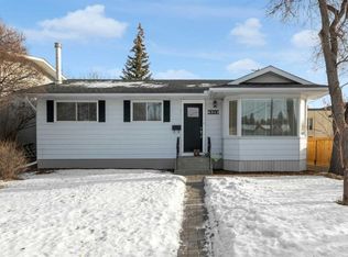 6312 W Thorncliffe Dr NW, Calgary, AB T2K 3A7