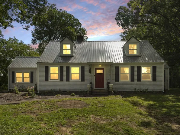 971 Yell Rd, Lewisburg, TN 37091
