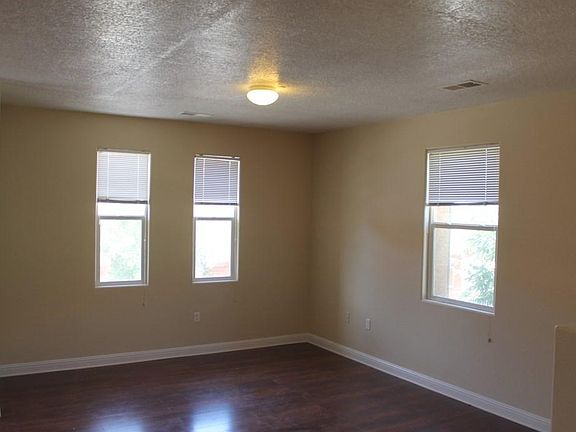 5th image of 601 Menaul Blvd NE Unit 4101