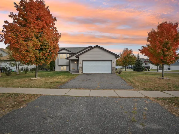 1010 Palomino St, Braham, MN 55006