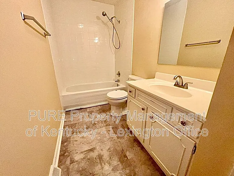 3628 Bold Bidder Dr #B — Photo 10