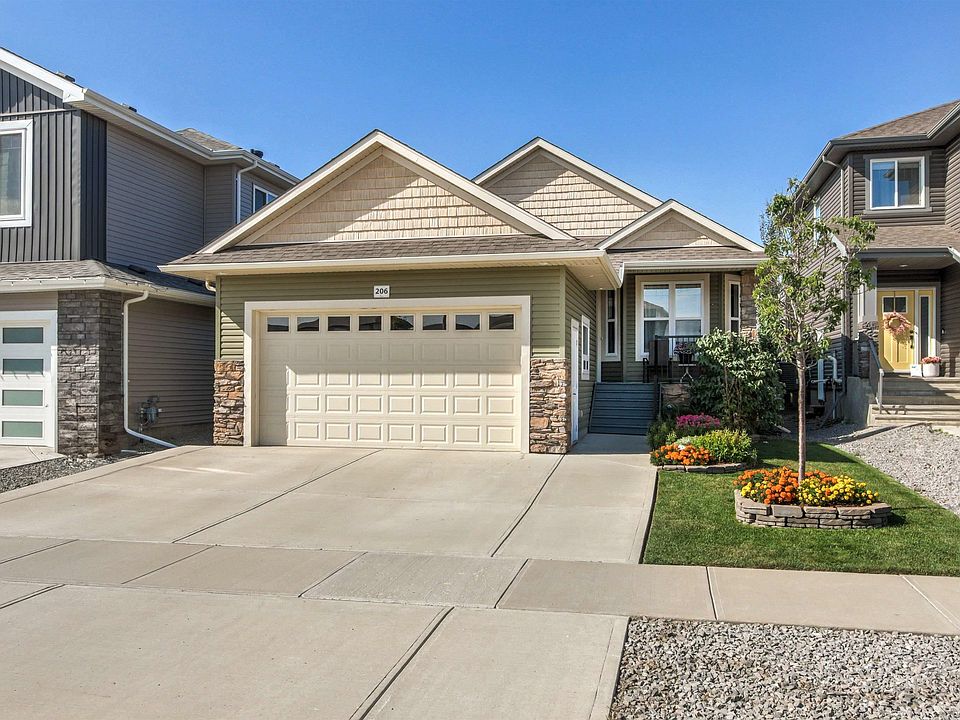 1st image of 206 Woodhill Ln