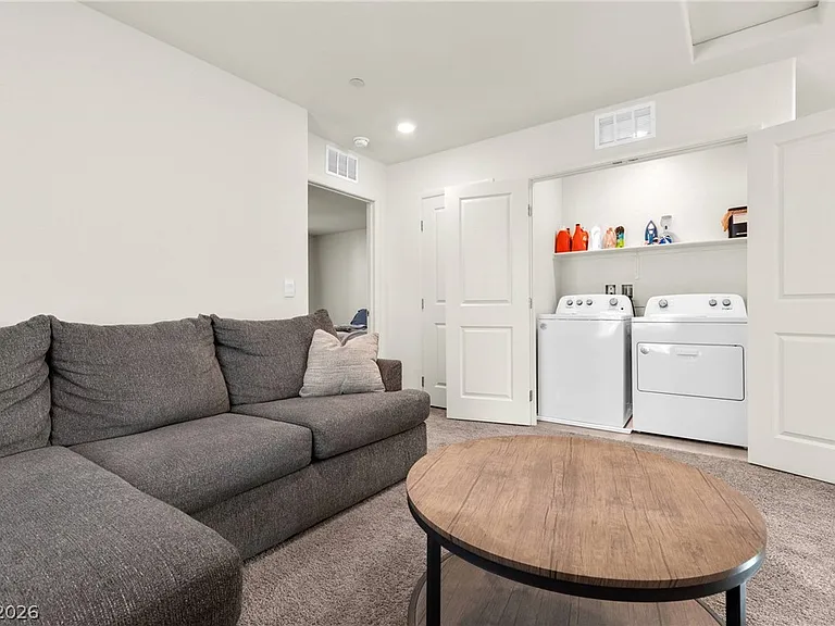 6136 Lily Garden St — Photo 17