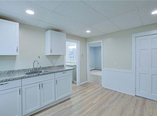 156 Urban Ave FLOOR 3, Providence, RI 02904