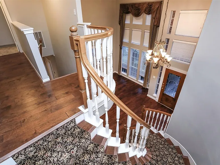 7906 Tizerton Ct — Photo 34