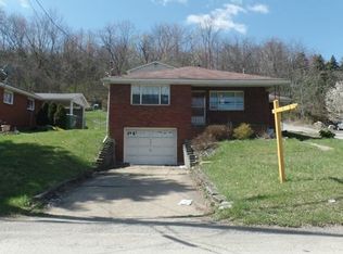 321 N 14th St, Jeannette, PA 15644