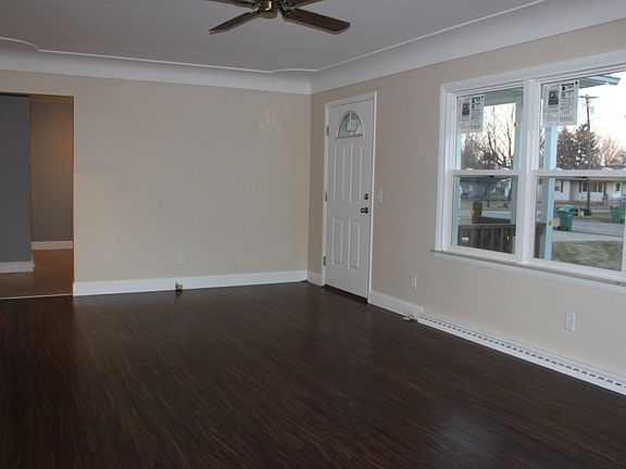 4th image of 2890 Strieter Dr