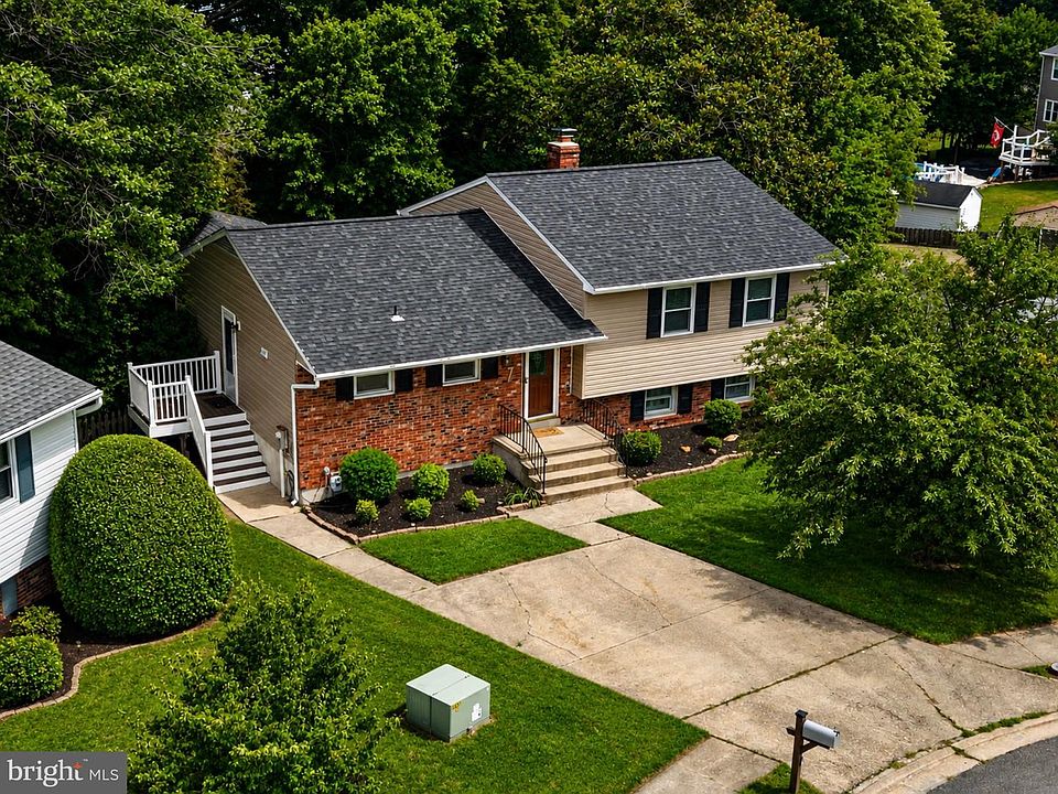 1st image of 7 Krisswood Ct