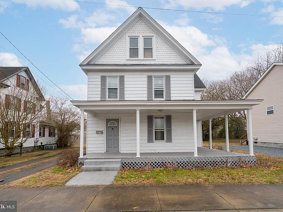 2nd image of 412 E State St