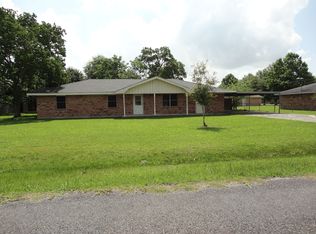 900 Broussard St, Iowa, LA 70647