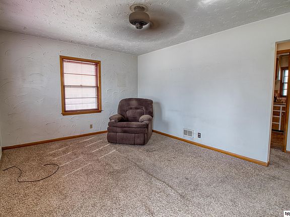 4th image of 1508 Hill St