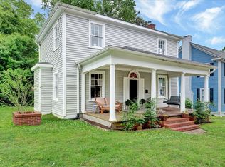 215 W Chisholm St, Sanford, NC 27330