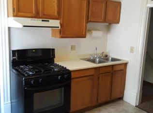 808 1/2 S Allin St, Bloomington, IL 61701