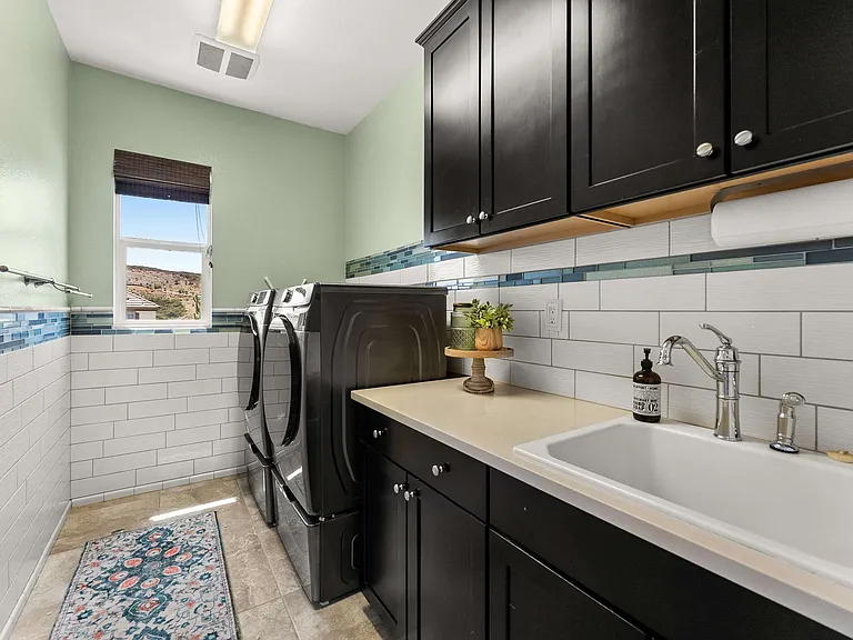 972 Tucana Dr — Photo 53