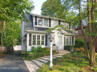 258 Lionel Rd, Riverside, IL 60546