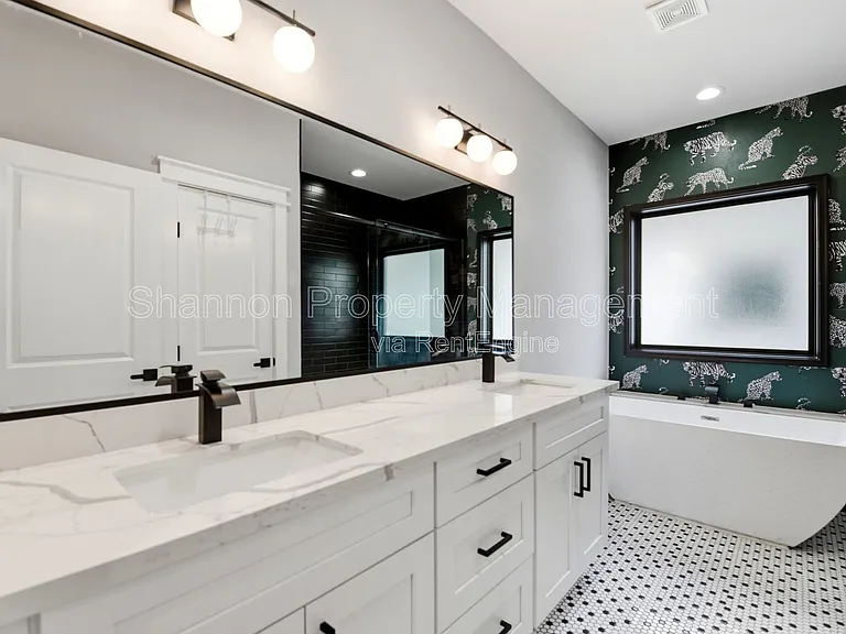 6476 T C Jester Blvd — Photo 28