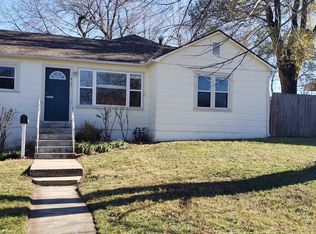 415 S Park Ave, Joplin, MO 64801